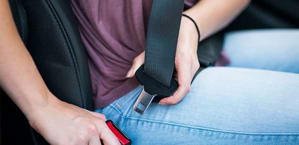 Driver-Buckling-Seatbelt